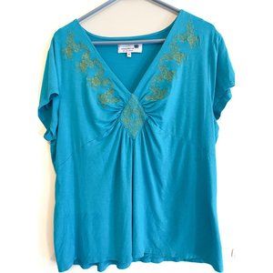 Womens Turquoise V neck blouse with gold Embroidery Short sleeve size 1X New